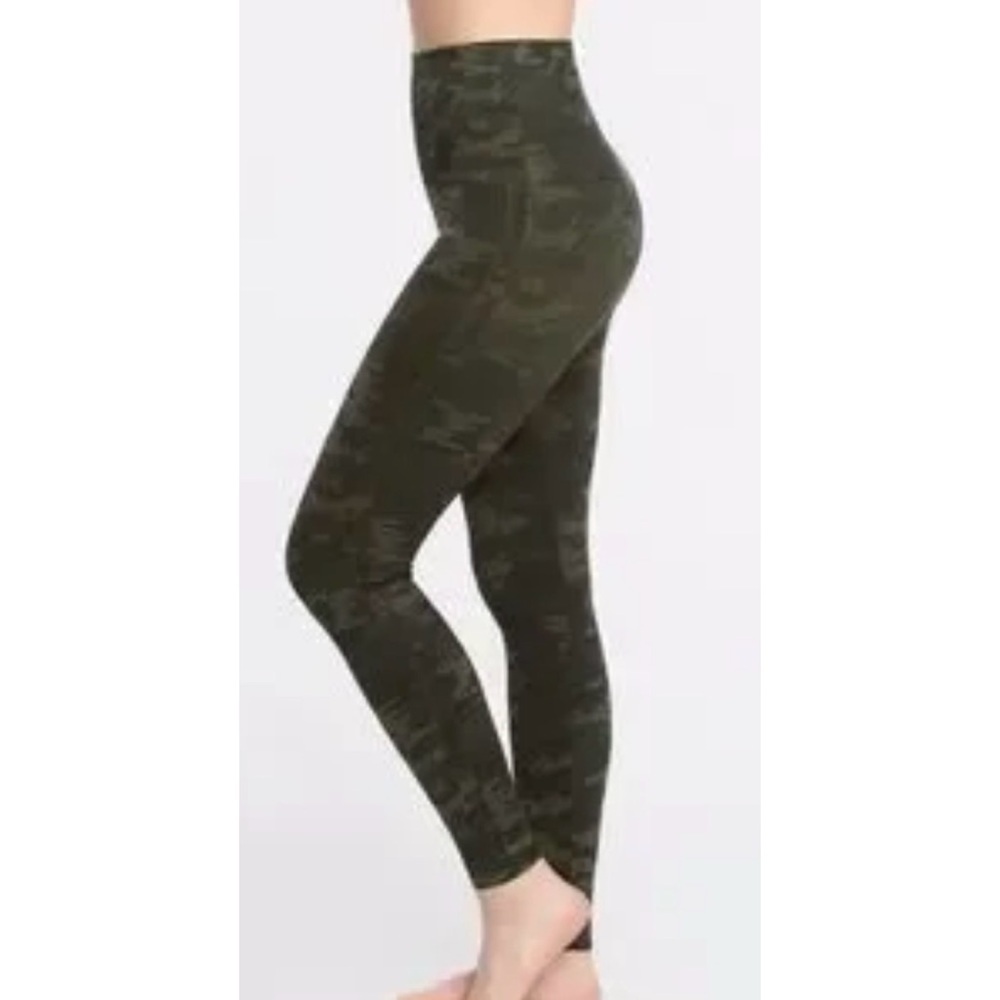 SPANX Look at Me Now Seamless Leggings Camo Olive